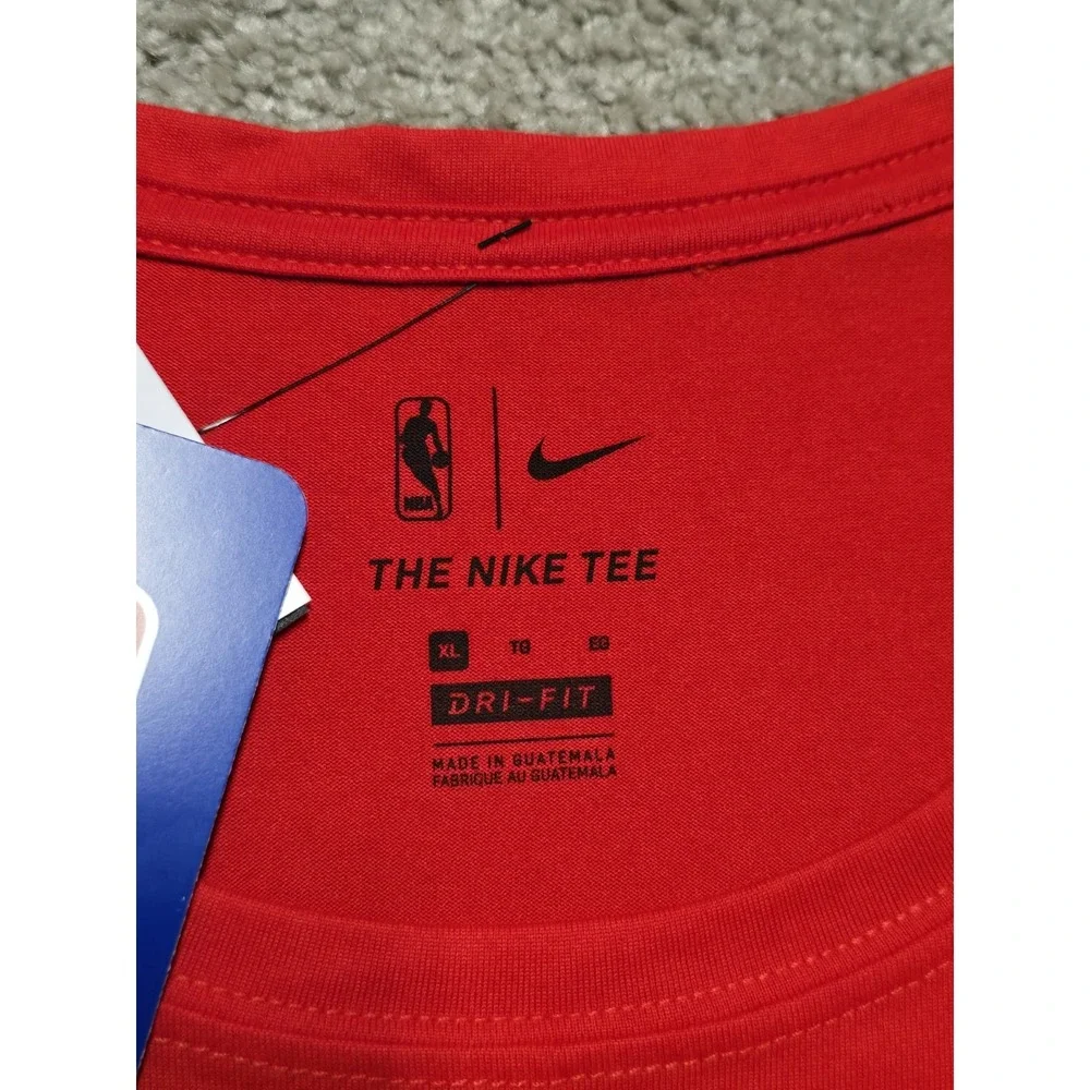 NWT Nike New Orleans Pelicans Crescent‎ City Basketball T-Shirt NBA Womens XL